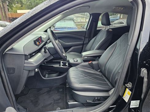 Used 2021 Ford Mustang Mach-E Select image 17