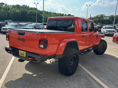 Used 2023 Jeep Gladiator Mojave w/ Cold Weather Group AWD/4WD image 5