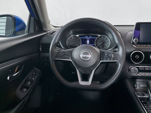 Used 2024 Nissan Sentra SV image 17