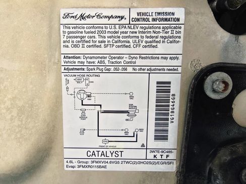 Used 2003 Lincoln Town Car Cartier image 71