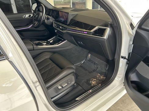 Used 2024 BMW X5 sDrive40i w/ M Sport Package image 25