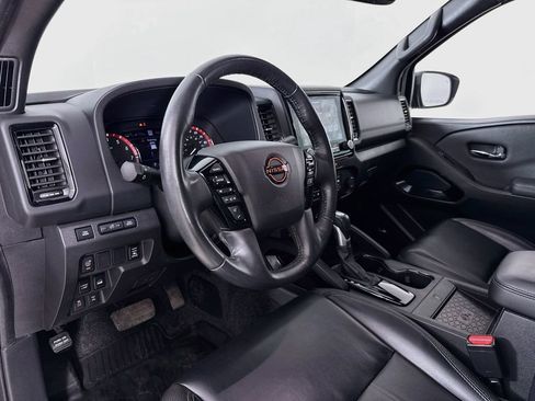Used 2022 Nissan Frontier PRO-4X AWD/4WD image 10