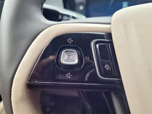 Certified 2023 Lincoln Corsair FWD image 24