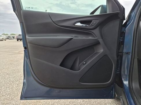 Certified 2024 Chevrolet Equinox LT w/ LPO, Floor Liner Package FWD image 14
