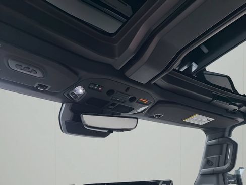 New 2026 GMC Hummer EV 4x4 Crew Cab image 39