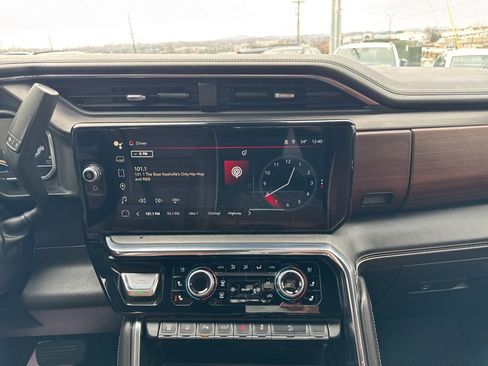 Used 2025 GMC Sierra 2500 Denali Ultimate image 26