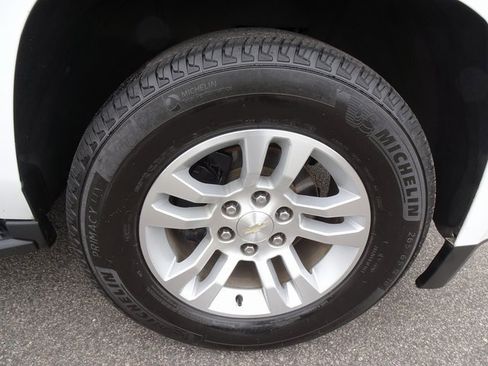 Used 2019 Chevrolet Tahoe LT image 36