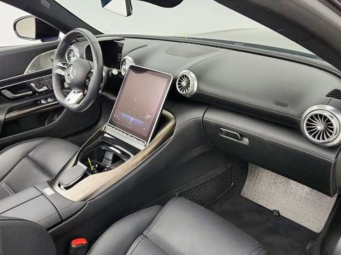 Used 2023 Mercedes-Benz SL 43 AMG image 25