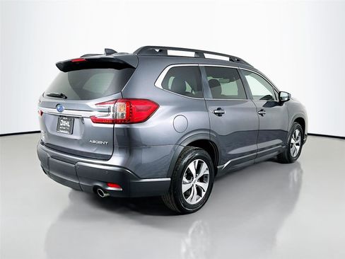 Used 2024 Subaru Ascent Premium w/ Convenience Package image 13