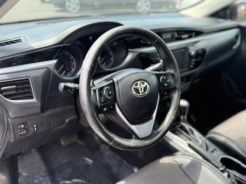 Used 2014 Toyota Corolla S FWD image 19
