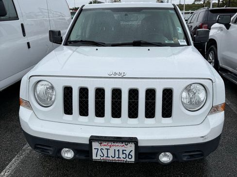 Used 2016 Jeep Patriot Sport w/ Power Value Group image 2