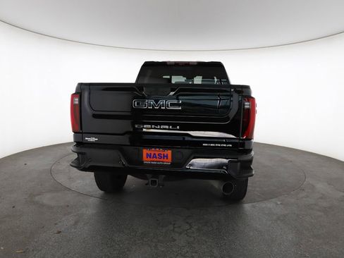 Used 2025 GMC Sierra 2500 Denali Ultimate w/ Max Trailering Package AWD/4WD image 11