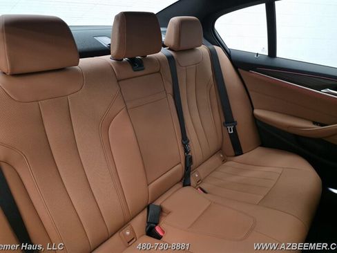Used 2023 BMW 530i w/ Convenience Package RWD image 32