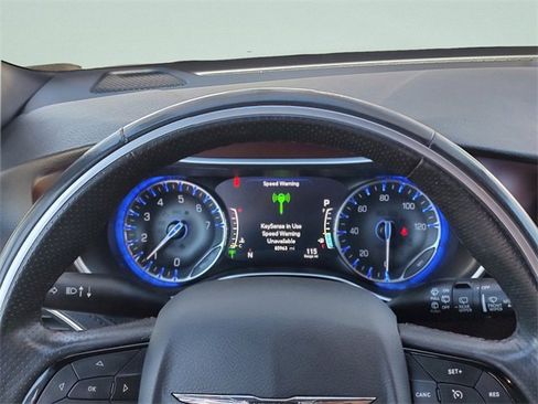 Certified 2020 Chrysler Pacifica Limited image 15