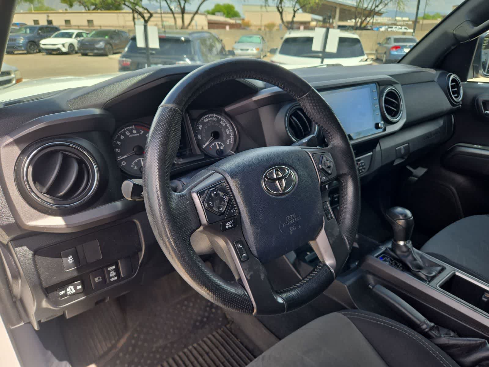 Used 2020 Toyota Tacoma TRD Off-Road AWD/4WD image 10