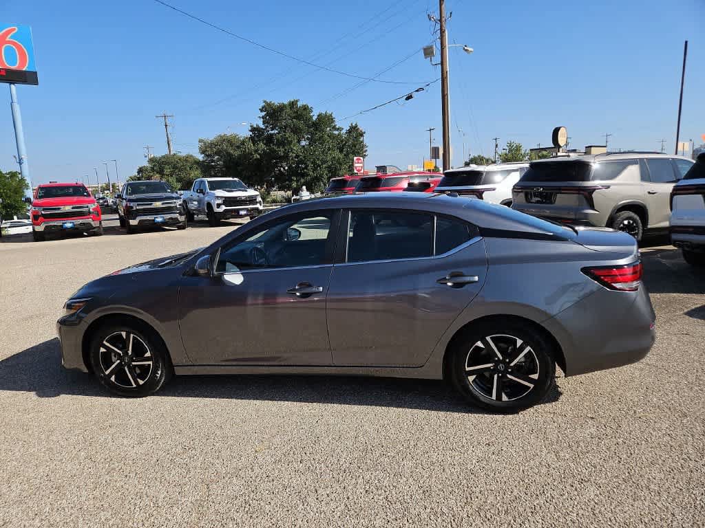 Used 2025 Nissan Sentra SV FWD image 5