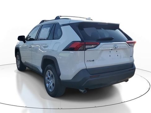 Used 2020 Toyota RAV4 XLE image 3