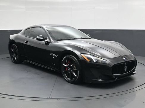 Used 2013 Maserati GranTurismo Sport RWD image 2
