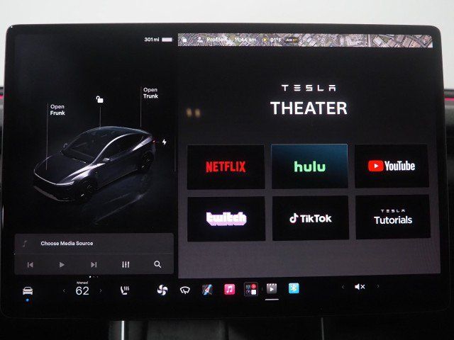 Used 2026 Tesla Model Y Long Range AWD/4WD image 43