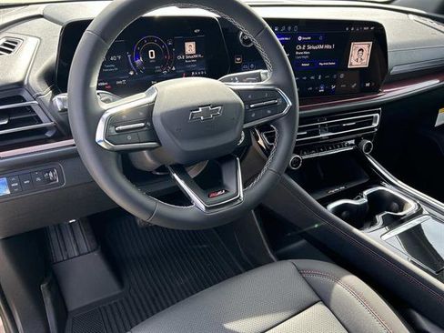 New 2026 Chevrolet Traverse Z71 w/ Driver Confidence Package image 12