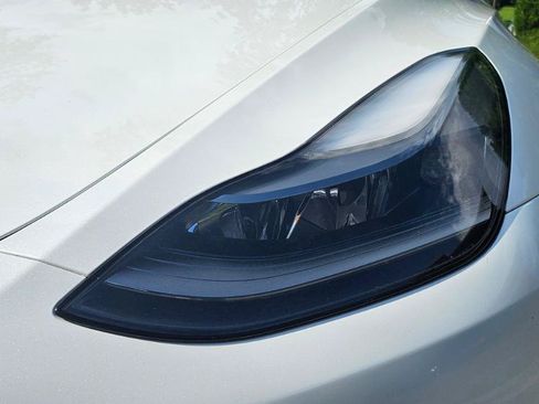 Used 2023 Tesla Model Y Performance AWD/4WD image 28