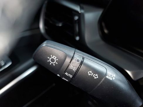 Used 2025 Kia Telluride S image 17