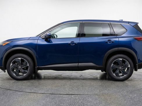 Used 2025 Nissan Rogue SV AWD/4WD image 5