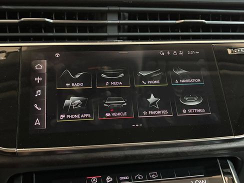 Used 2022 Audi Q7 2.0T Premium AWD/4WD image 21