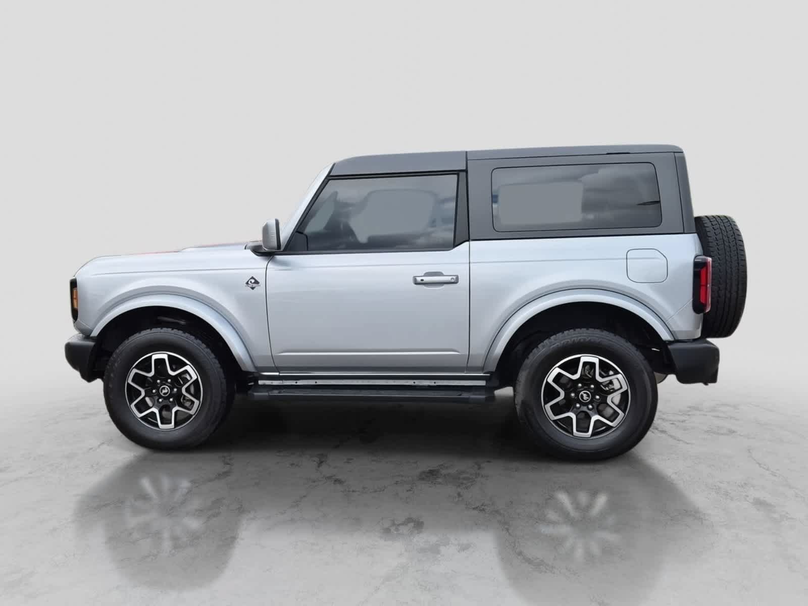 Used 2023 Ford Bronco Outer Banks AWD/4WD image 5