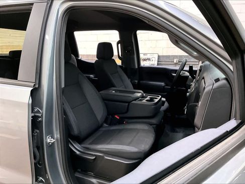 Used 2026 Chevrolet Silverado 1500 Custom RWD image 10