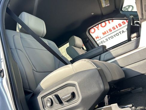 New 2026 Toyota Tundra SR5 image 27