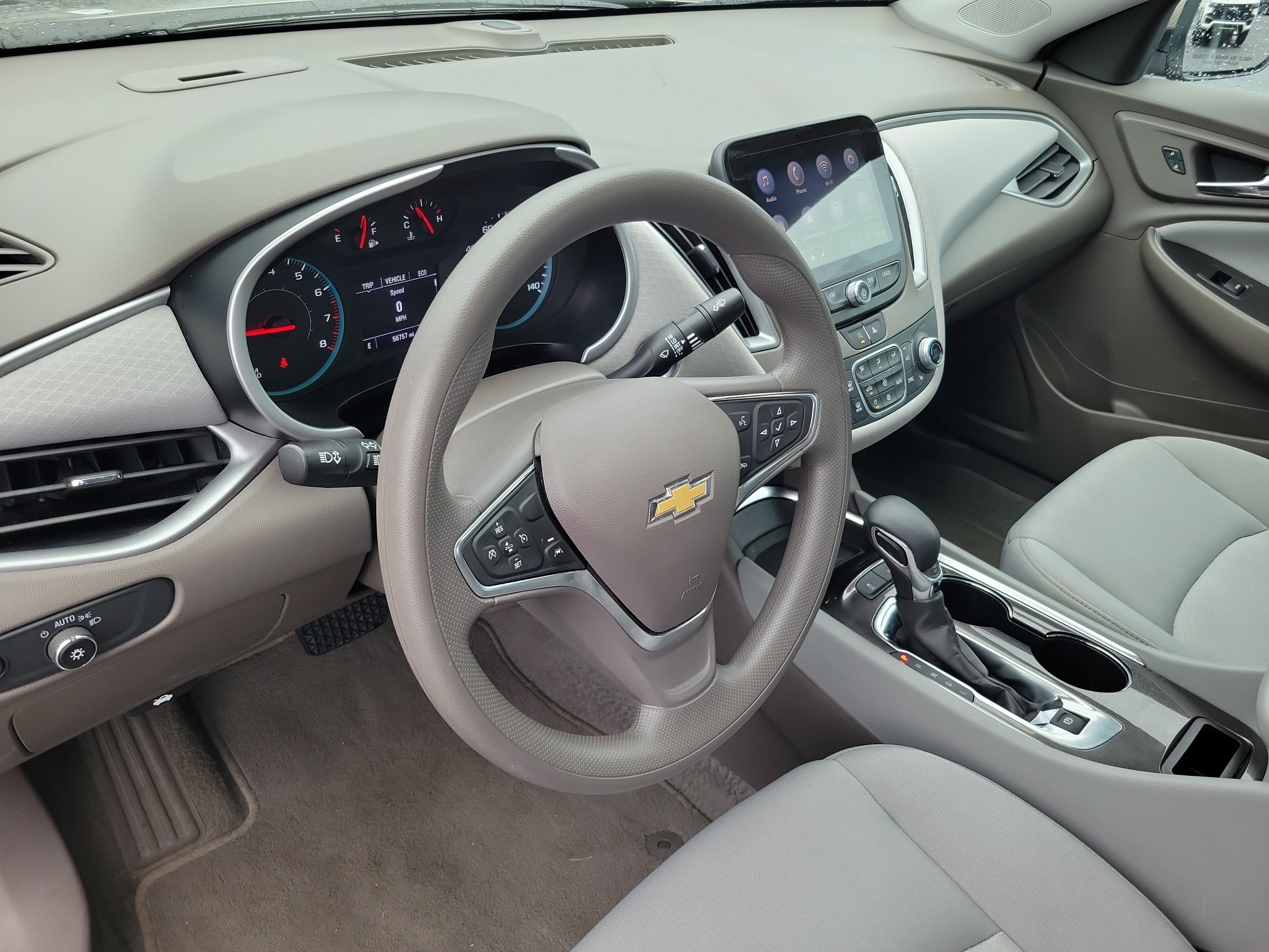 Used 2025 Chevrolet Malibu LT FWD image 14
