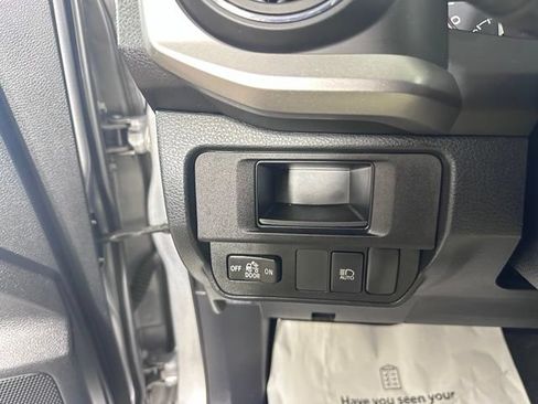 Used 2019 Toyota Tacoma SR5 AWD/4WD image 20
