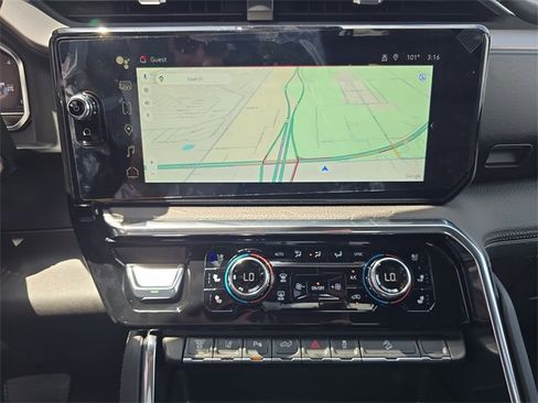 New 2025 GMC Sierra 2500 Denali w/ Denali Reserve Package image 21