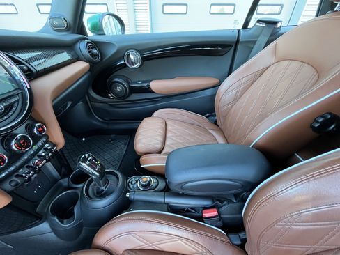 Used 2020 MINI Cooper S image 24