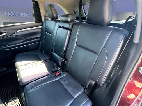 Used 2018 Toyota Highlander Limited AWD/4WD image 22