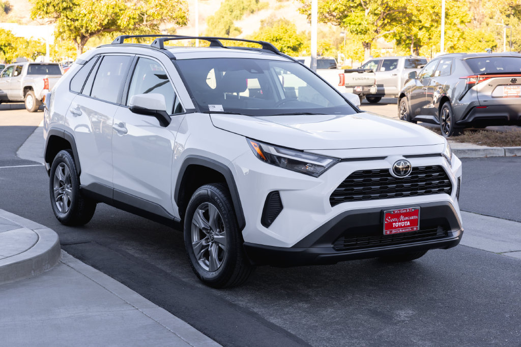 Certified 2024 Toyota RAV4 XLE w/ Convenience Package FWD image 3