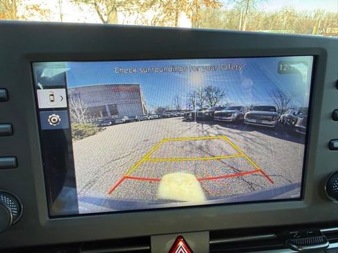 Certified 2025 Hyundai Elantra Sport image 15