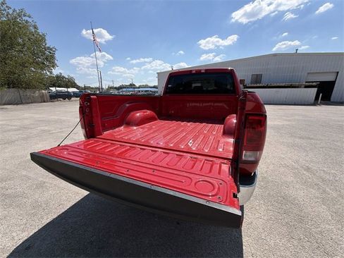 Used 2024 RAM 1500 Classic SLT image 24
