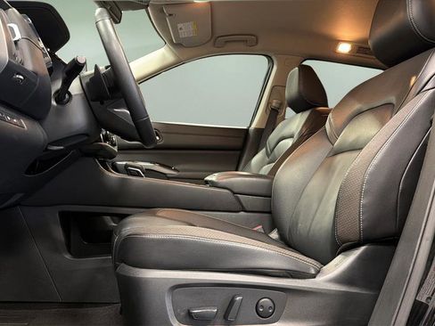 Certified 2025 Nissan Pathfinder SL AWD/4WD image 23
