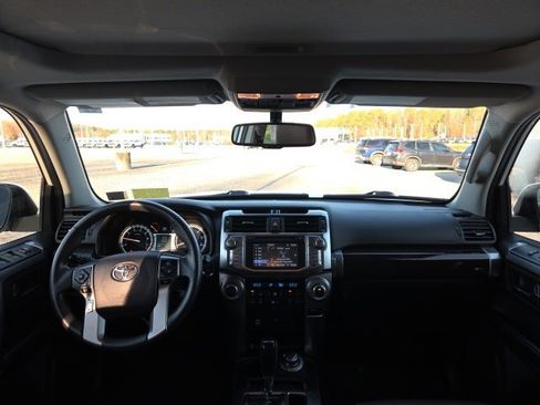 Used 2019 Toyota 4Runner Limited image 10