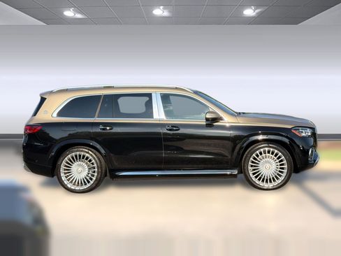Certified 2024 Mercedes-Benz Maybach GLS 600 4MATIC image 8