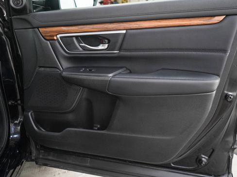 Used 2021 Honda CR-V Touring image 9