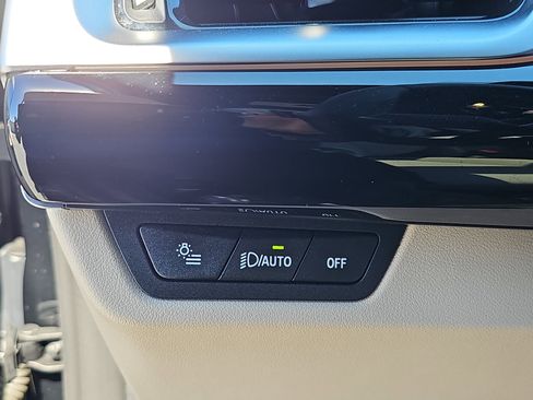 Used 2025 BMW X1 xDrive28i w/ Convenience Package image 26