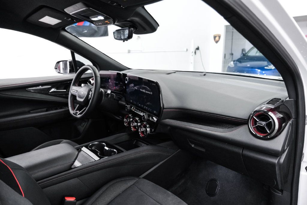 Used 2024 Chevrolet Blazer EV RS AWD/4WD image 12