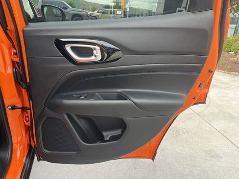 New 2026 Jeep Compass Latitude AWD/4WD image 22