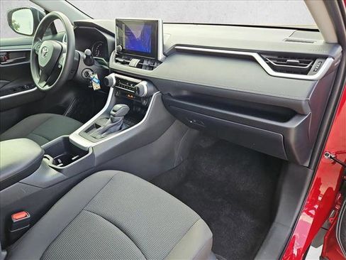 Used 2025 Toyota RAV4 LE image 22