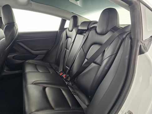 Used 2020 Tesla Model 3 Long Range image 16