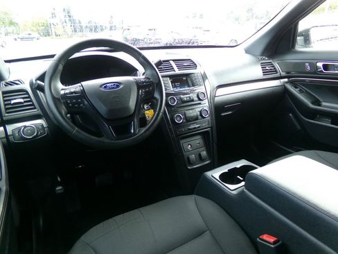 Used 2018 Ford Explorer 4WD Police Interceptor w/ Interior Upgrade Package image 31