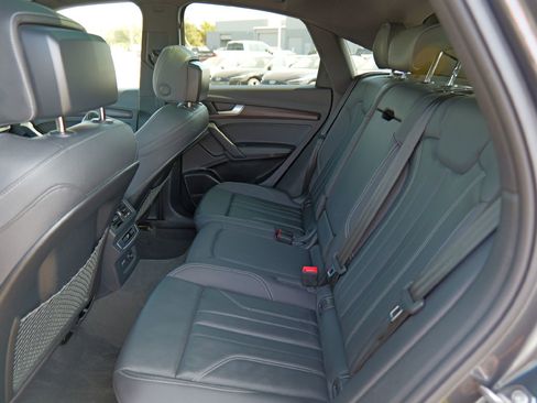 Used 2023 Audi Q5 2.0T Premium Plus image 31